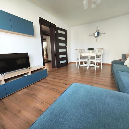 Platinum Apartment - Apartament Cu 3 Camere, 2 Dormitoare, 2 Bai, Bucatarie Complet Utilata, 2 Balcoane Bucureşti Eksteriør bilde