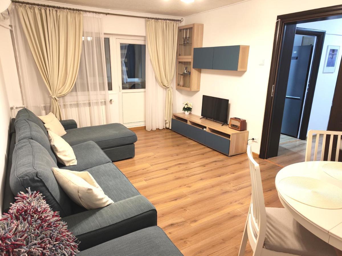 Platinum Apartment - Apartament Cu 3 Camere, 2 Dormitoare, 2 Bai, Bucatarie Complet Utilata, 2 Balcoane Bucureşti Eksteriør bilde
