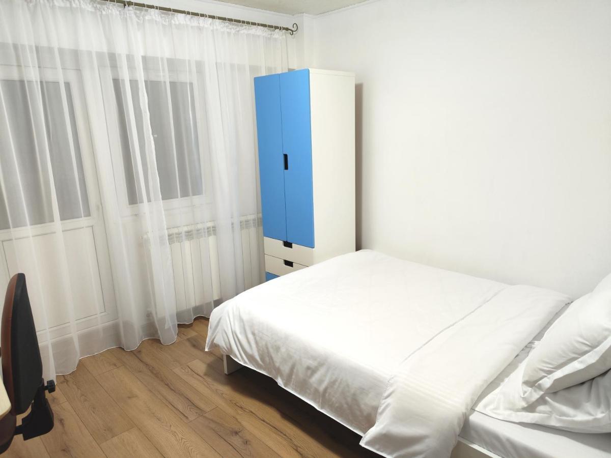 Platinum Apartment - Apartament Cu 3 Camere, 2 Dormitoare, 2 Bai, Bucatarie Complet Utilata, 2 Balcoane Bucureşti Eksteriør bilde