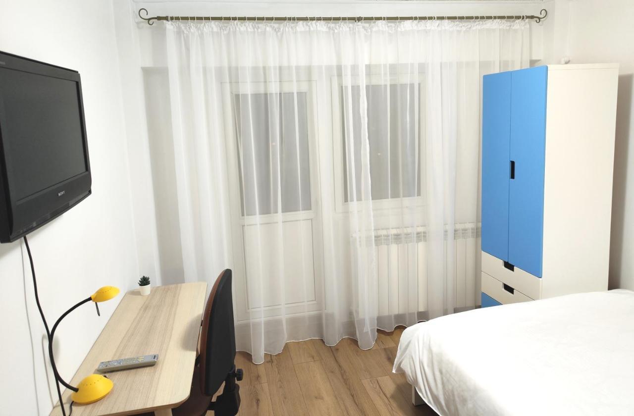 Platinum Apartment - Apartament Cu 3 Camere, 2 Dormitoare, 2 Bai, Bucatarie Complet Utilata, 2 Balcoane Bucureşti Eksteriør bilde
