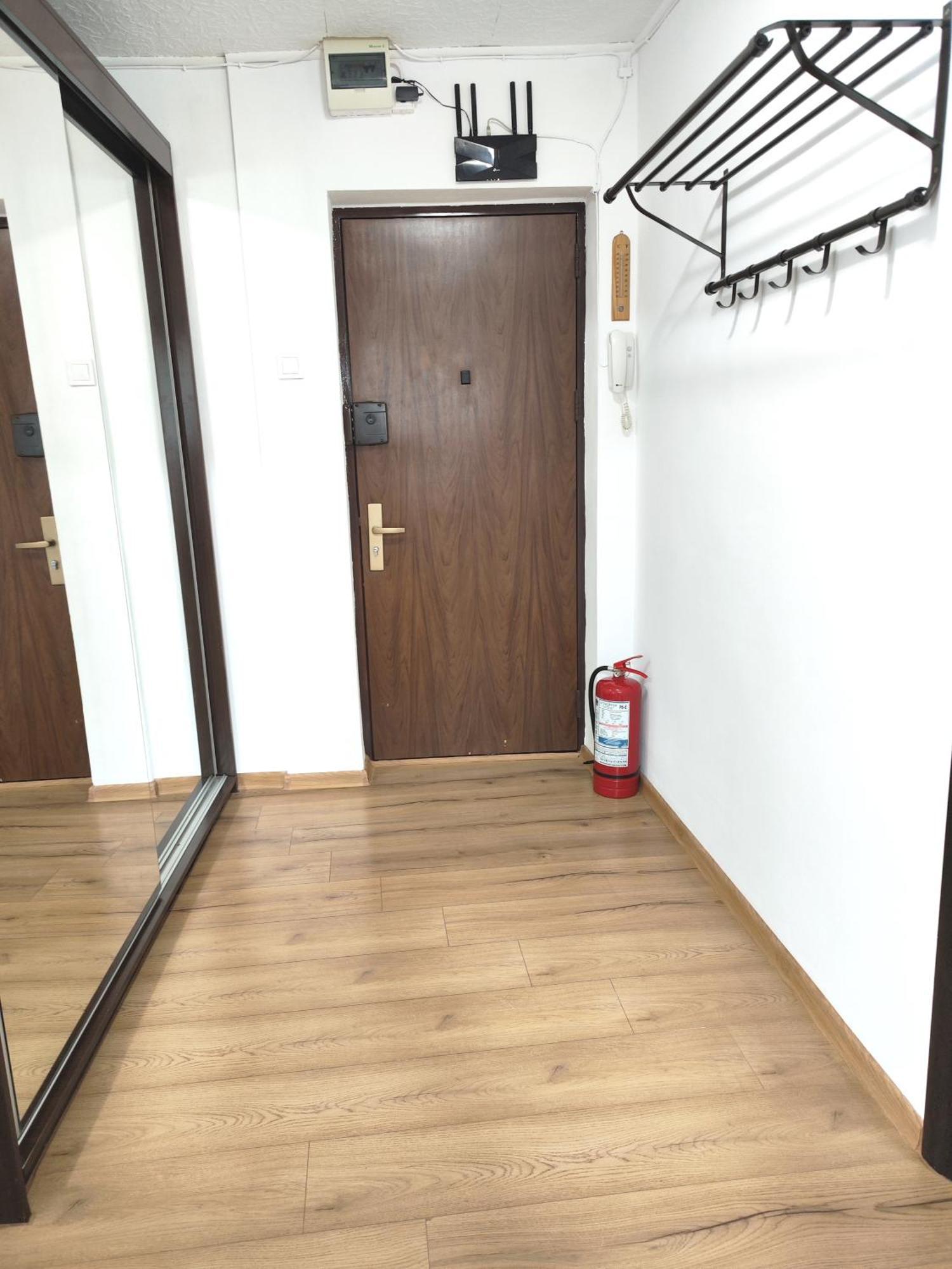 Platinum Apartment - Apartament Cu 3 Camere, 2 Dormitoare, 2 Bai, Bucatarie Complet Utilata, 2 Balcoane Bucureşti Eksteriør bilde