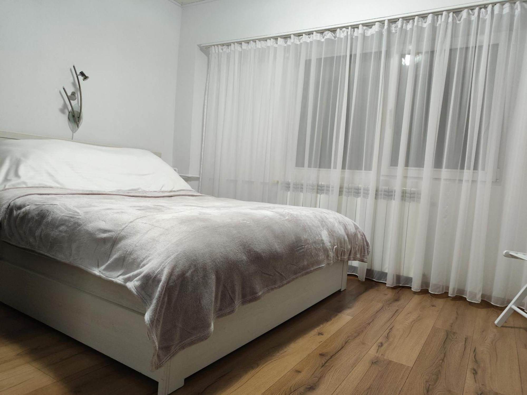 Platinum Apartment - Apartament Cu 3 Camere, 2 Dormitoare, 2 Bai, Bucatarie Complet Utilata, 2 Balcoane Bucureşti Eksteriør bilde