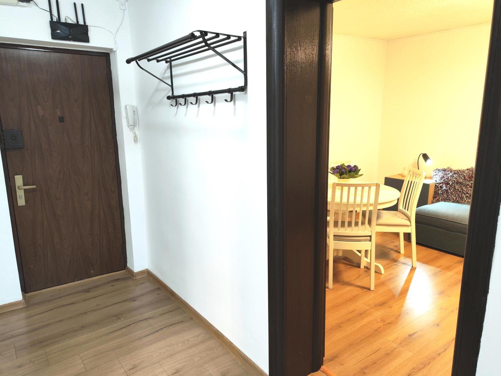 Platinum Apartment - Apartament Cu 3 Camere, 2 Dormitoare, 2 Bai, Bucatarie Complet Utilata, 2 Balcoane Bucureşti Eksteriør bilde